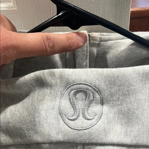 Lululemon Scuba Light Gray Half-Zip Hoodie - Picture 3 of 7